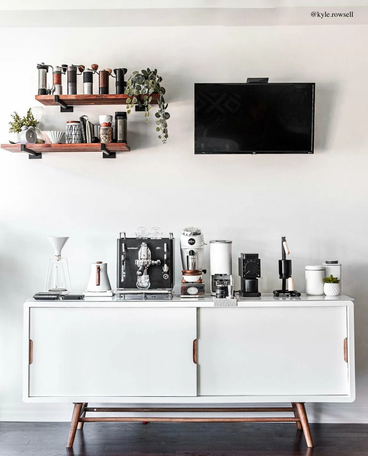 Genius Coffee N' Espresso Equipment Sanremo CUBE R Espresso Machine